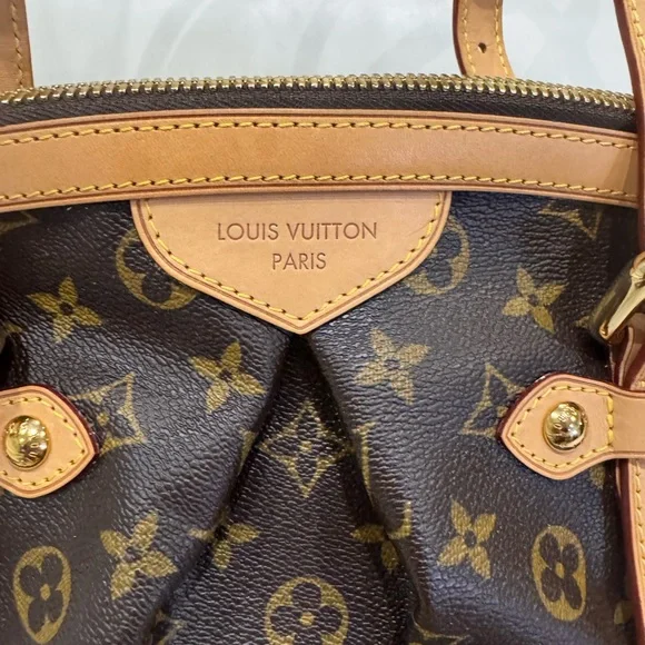 [Authentic] Louis Vuitton Monogram Tivoli GM - Picture 3 of 16